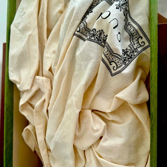 Gucci loafers only worn once for my PhD graduation (July 23). Authentic! - Picture 5 of 6